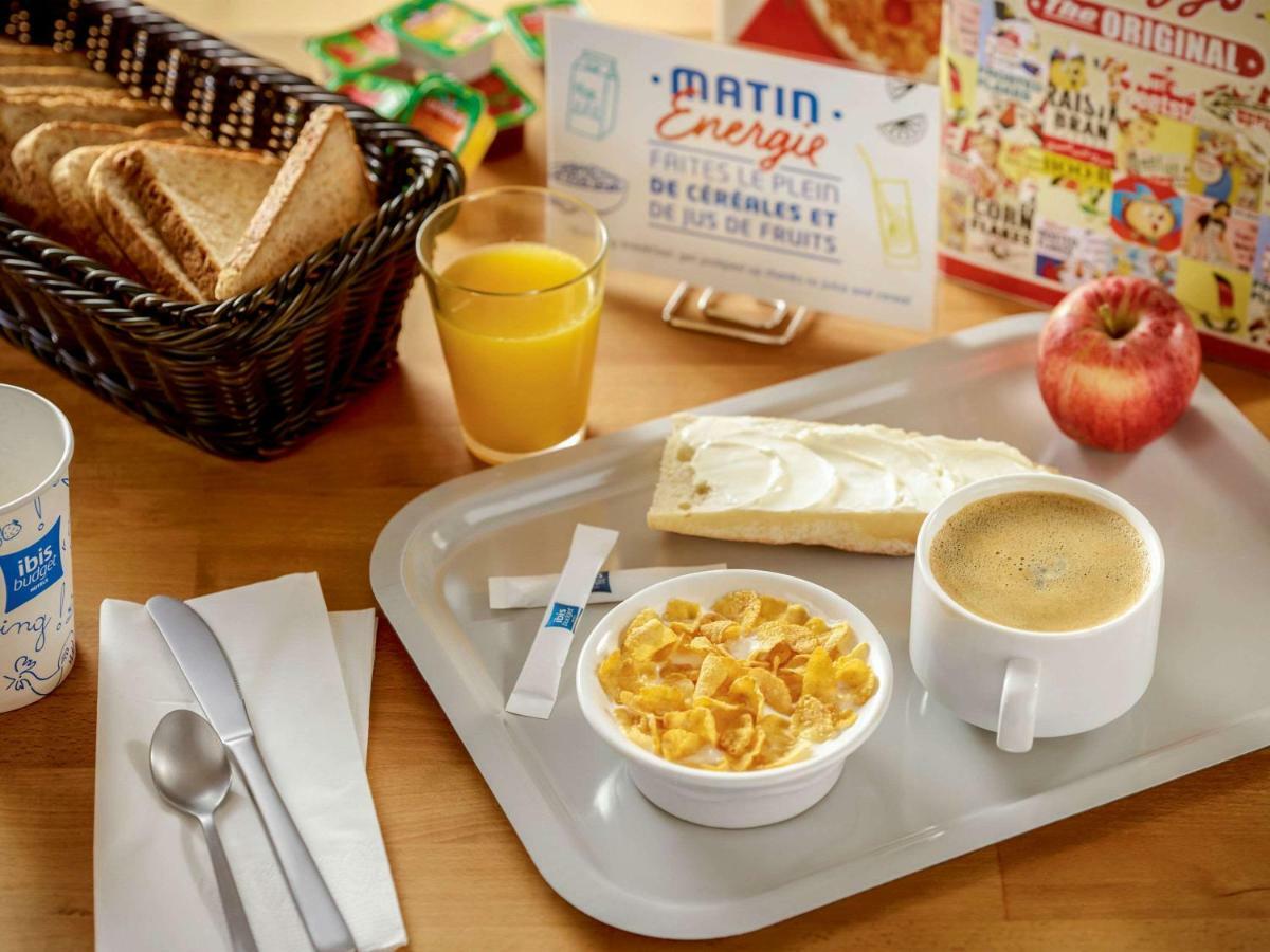 Ibis Budget Poitiers Sud Esterno foto